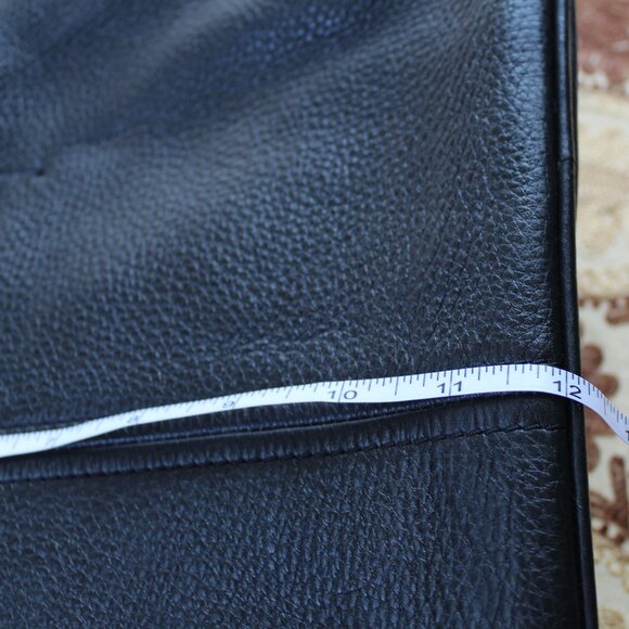 Cole Haan Pebbled Leather Large Bag Black w/Brushed Gold Hardware Lots of ROOM! - Picture 10 of 16